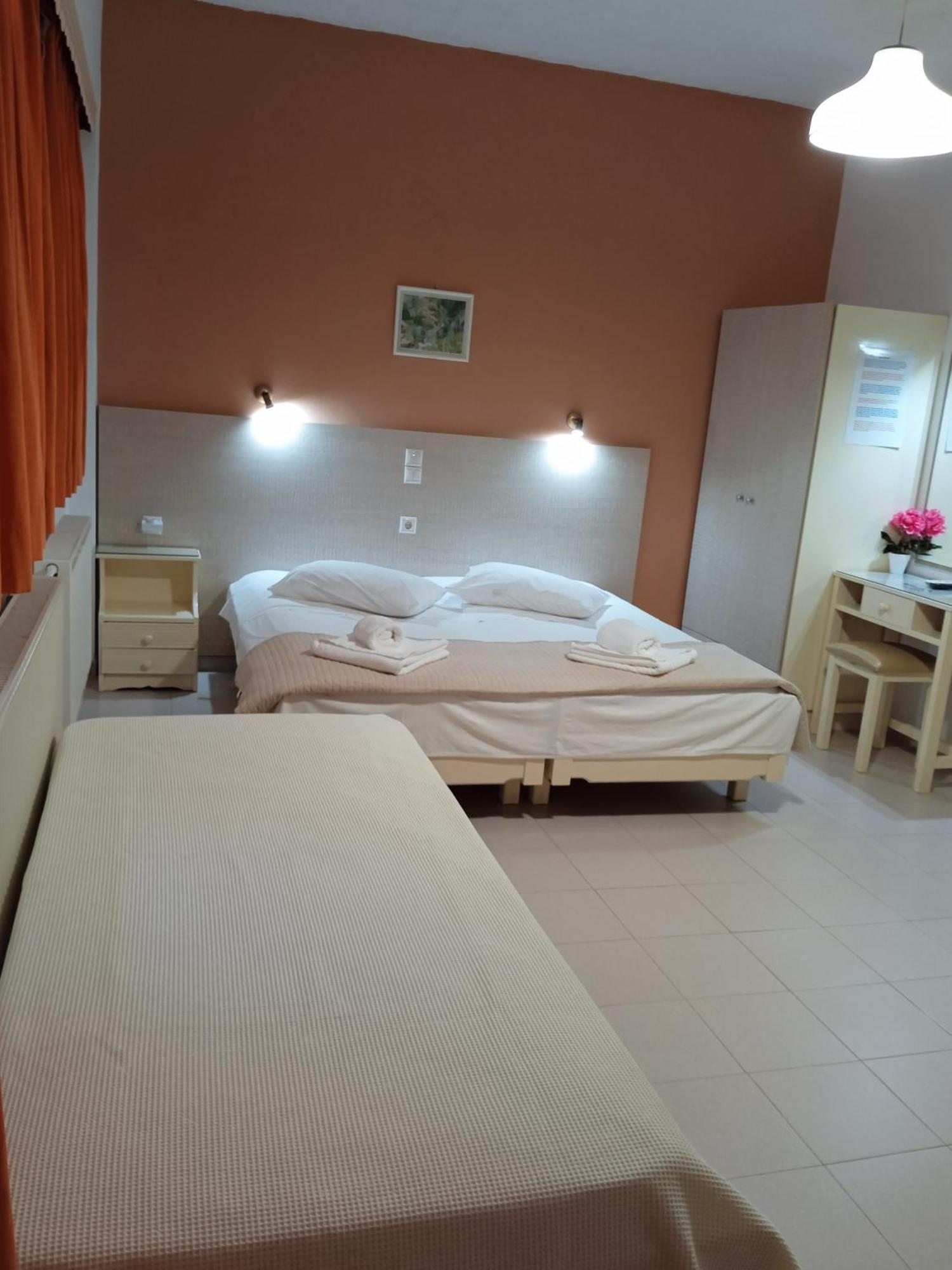 Ilona Apartments Chania Kato Daratso Ruang foto