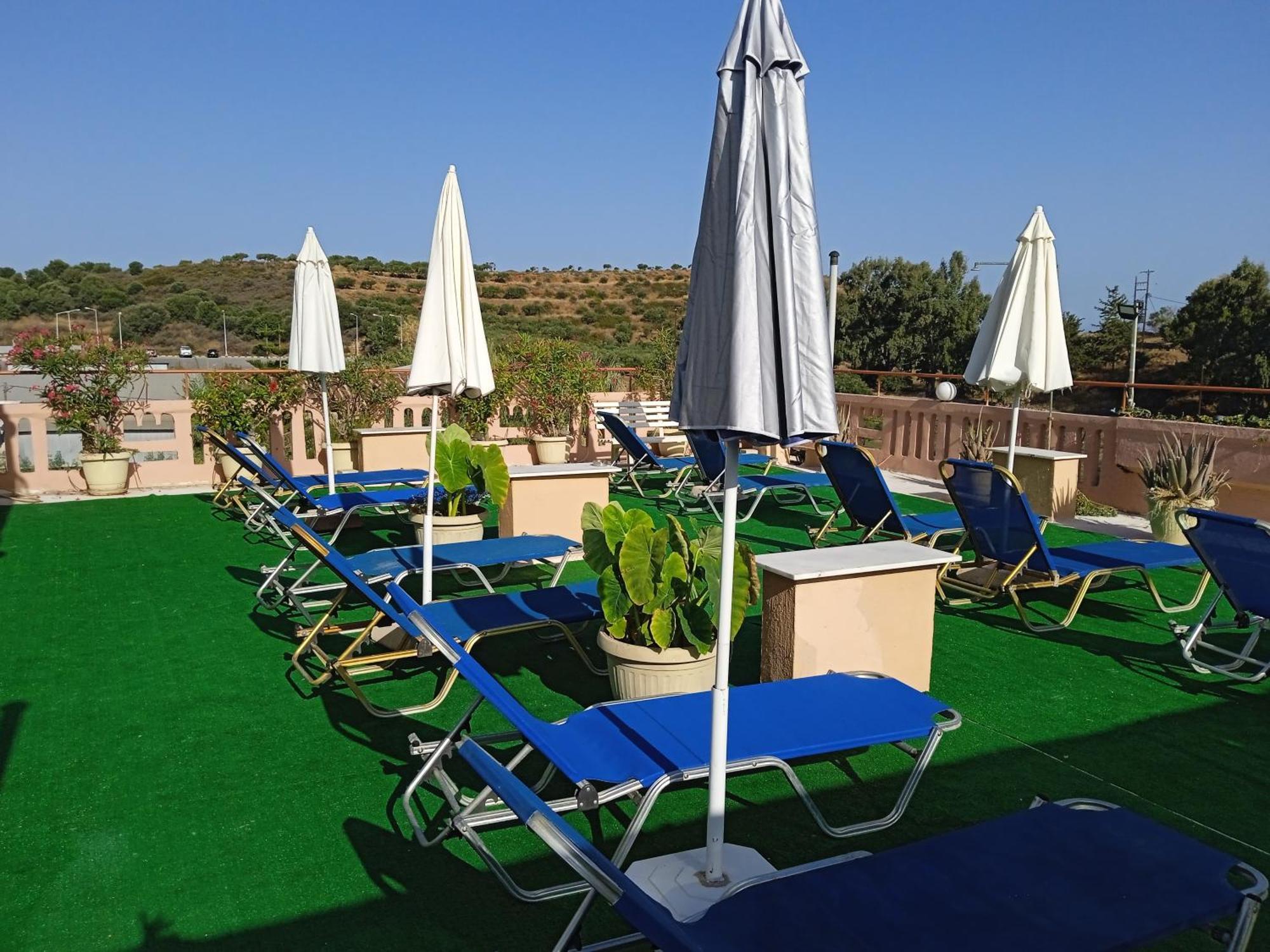 Ilona Apartments Chania Kato Daratso Ruang foto